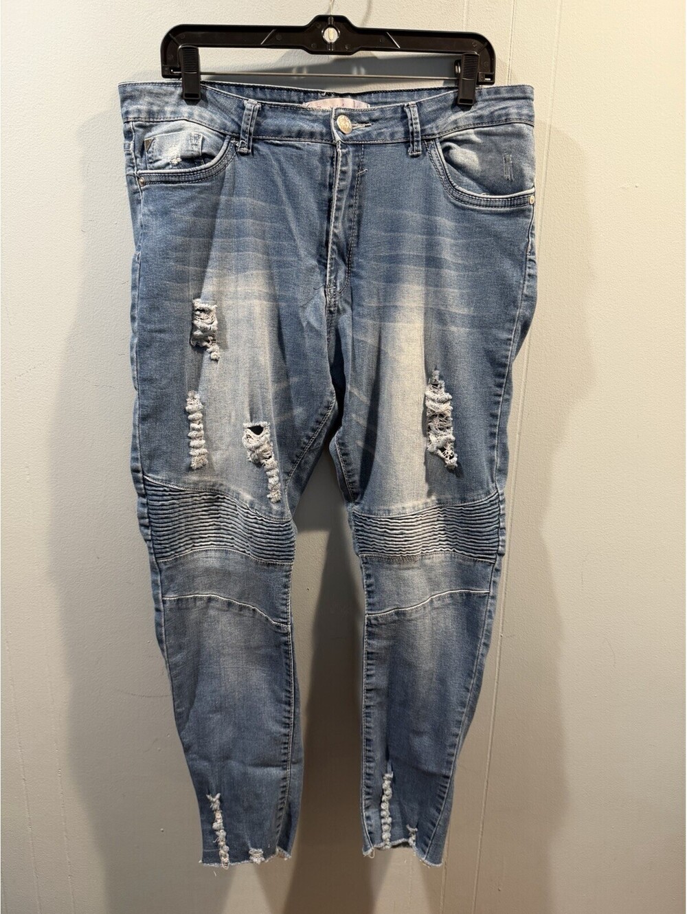 Womens Distiny Apparel Jeans Size 15 Blue Skinny Distressed